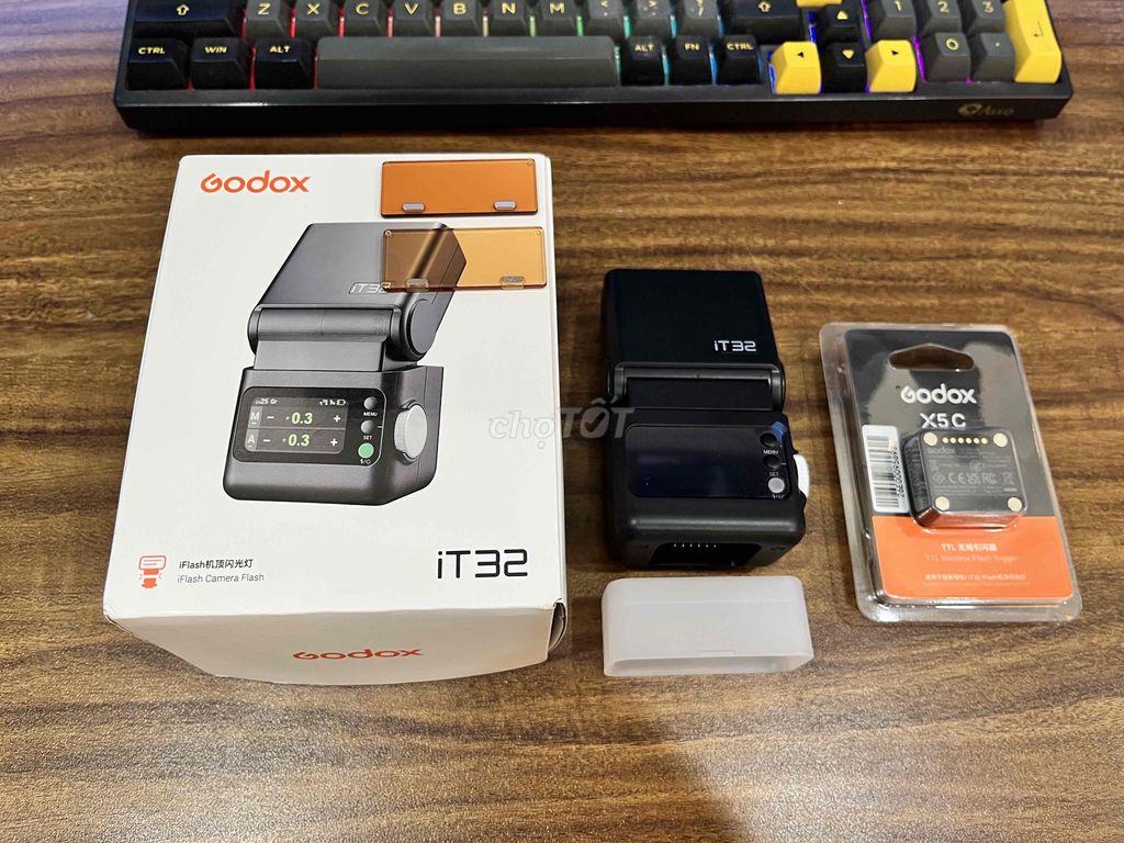 Đèn flash Godox iT32 Đen. Mua bán Máy ảnh, Máy quay tại Quận Hà Đông Hà Nội được đăng bởi Quang hình 1
