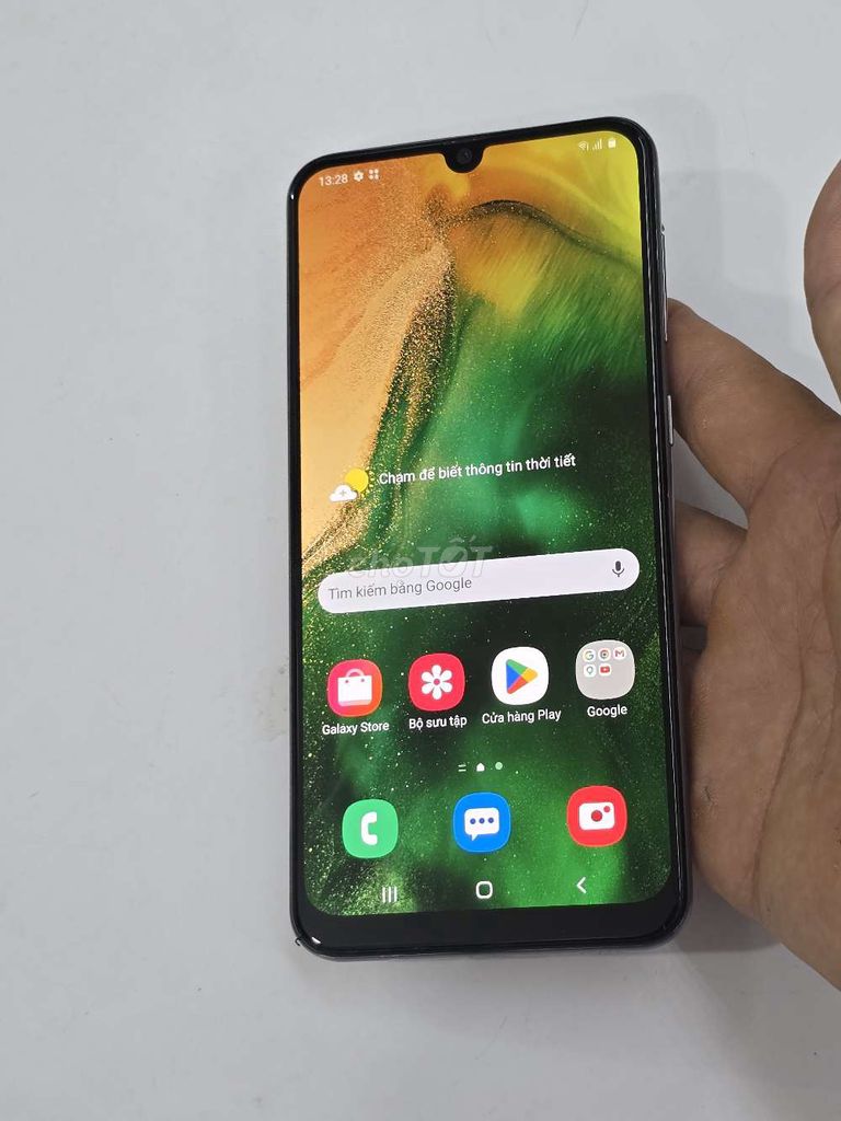 Samsung a50 Ram 4/64 GB Zin đẹp. Mua bán Điện thoại tại Quận Cầu Giấy Hà Nội được đăng bởi Hùng Phát hình 1