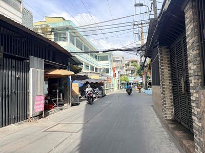 Bán nhà 48A CX Lạc Long Quân 4x17m, 2 lầu nhà