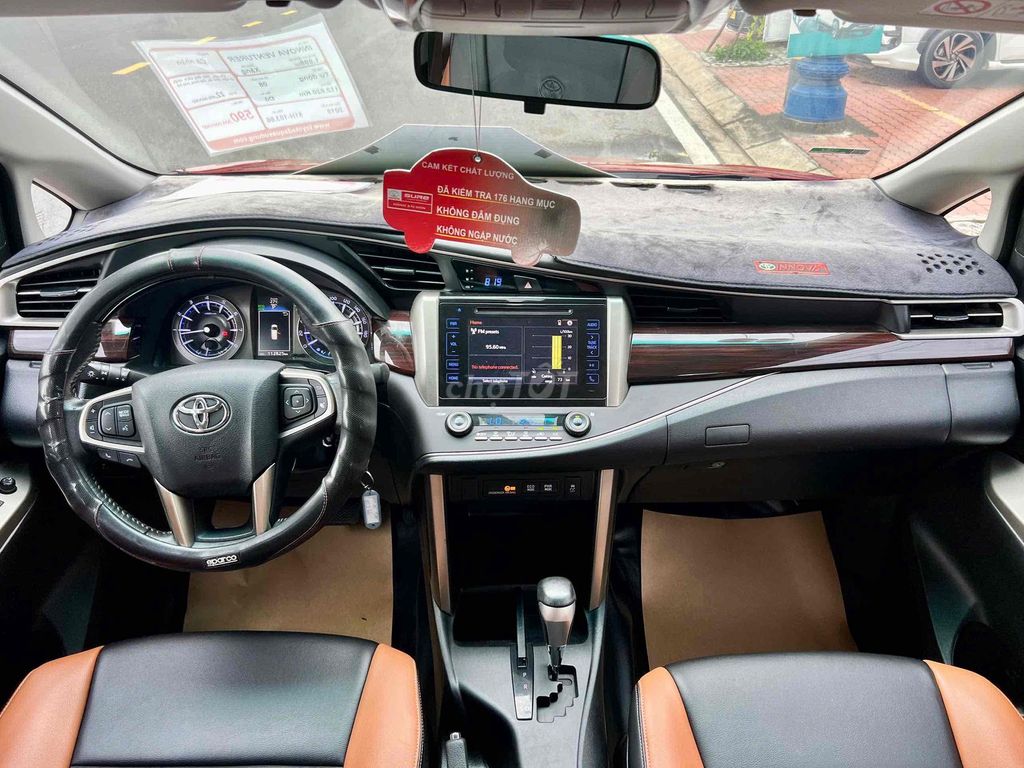 Toyota Innova 2019 Venturer - 112800 km. Mua bán Ô tô tại Thành phố Thủ Đức Tp Hồ Chí Minh được đăng bởi Thùy Phương Toyota hình 10
