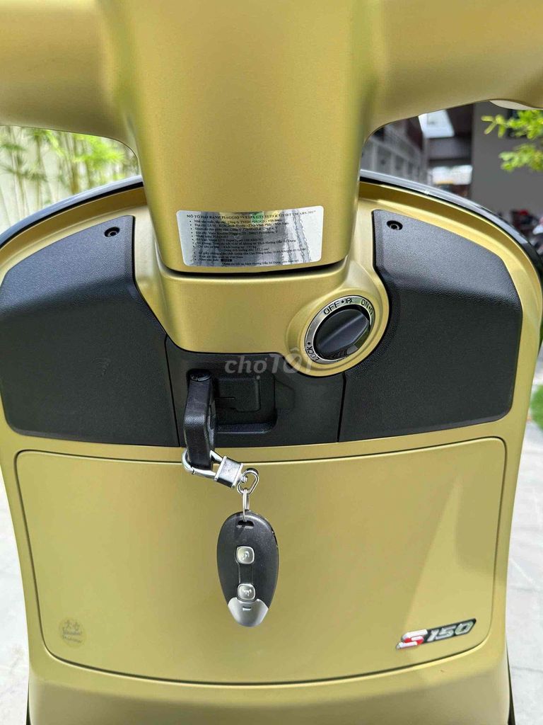 Vespa GTS Super Sport khoá Keyless mới chạy 300 km. Mua bán Xe máy tại Quận Cái Răng Cần Thơ được đăng bởi Cửa Hàng Xe Máy Quang Sang hình 6