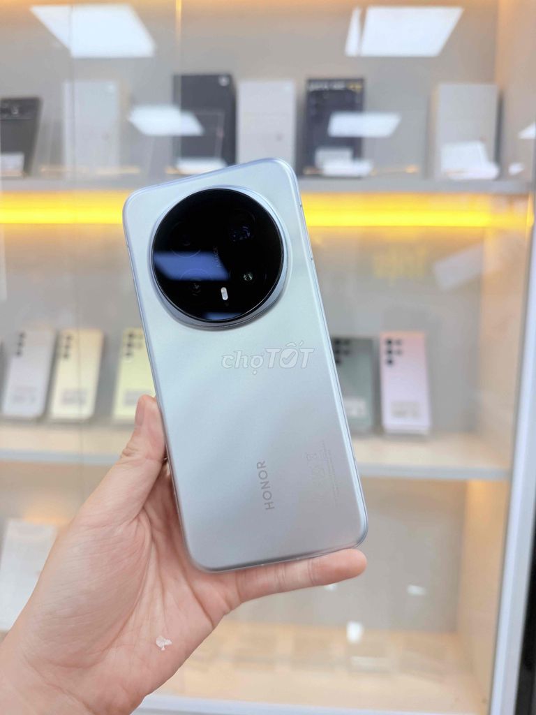 HONOR MAGIC 8 PRO-12/512G-Máy Quốc Tế-Đẹp. Mua bán Điện thoại tại Thành phố Biên Hòa Đồng Nai được đăng bởi Mobile Di Động Biên Hoà hình 1