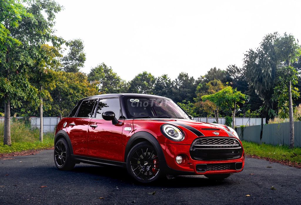 Mini Cooper S 5door model 2018 - Xe Siêu Lướt. Mua bán Ô tô tại Quận Tân Phú Tp Hồ Chí Minh được đăng bởi FatCar Auto hình 3