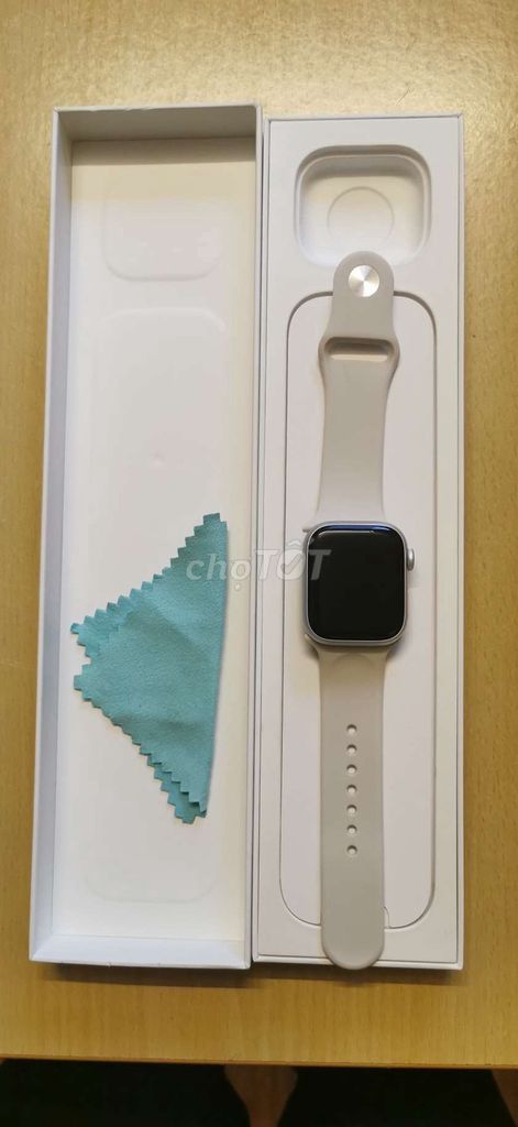 Không dùng cần bán Apple Watch Se 8 Nhôm GPS 41mm. Mua bán Thiết bị đeo thông minh tại Quận Bắc Từ Liêm Hà Nội được đăng bởi Nguyễn Quang Khánh hình 1