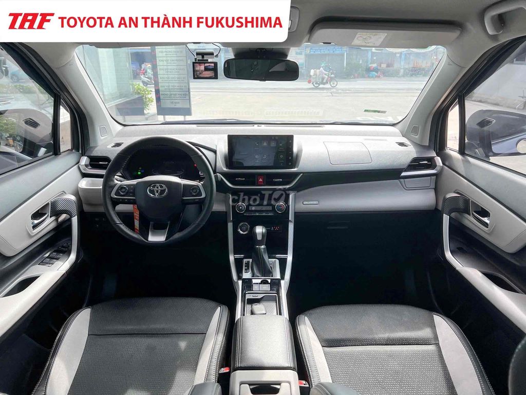 Toyota Veloz CVT Top 2022 - 20768 km