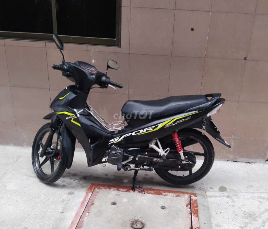 Xe máy Honda Blade màu đen, 2046 km. Mua bán Xe máy tại Quận 3 Tp Hồ Chí Minh được đăng bởi Anh Du hình 1