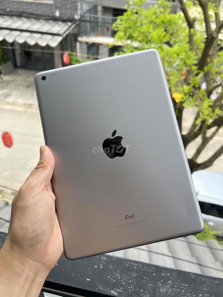 Apple iPad Gen 6 32GB Xám. Mua bán Máy tính bảng tại Quận Cẩm Lệ Đà Nẵng được đăng bởi Nguyễn Dinh hình 1