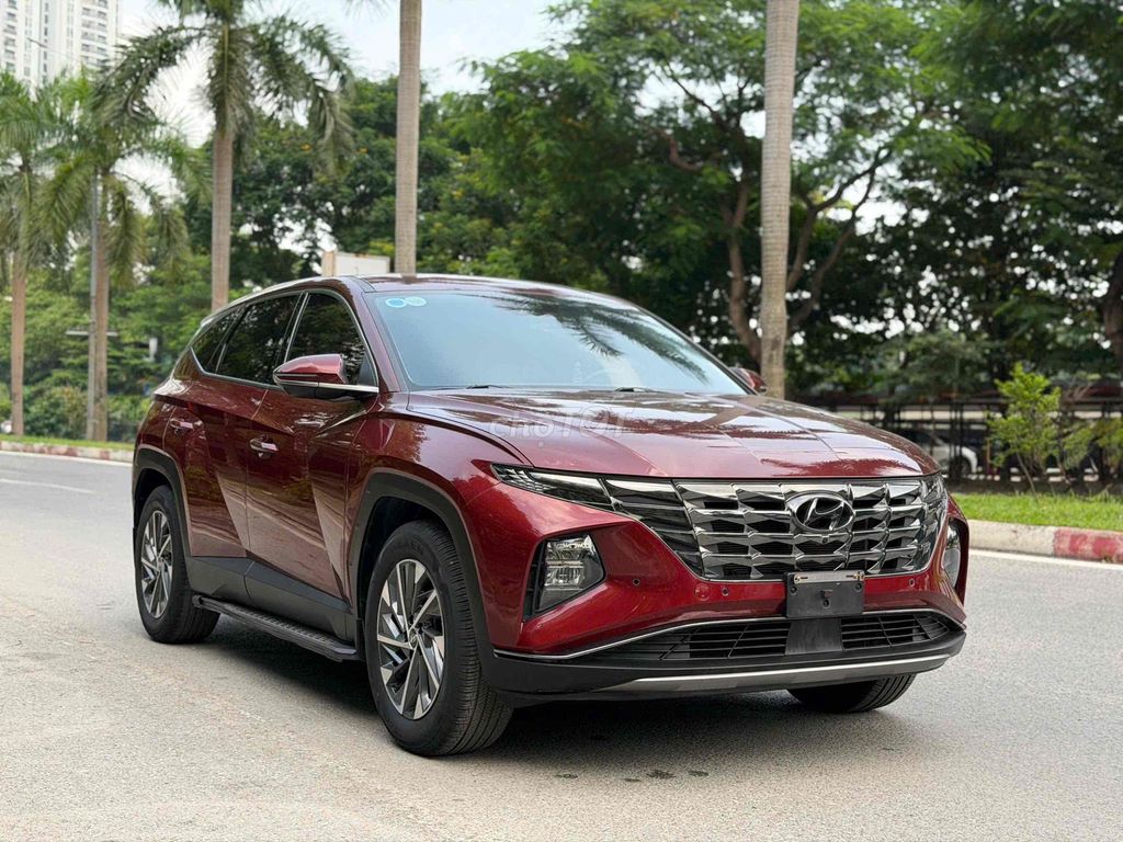 Hyundai Tucson, 5 мест, красная кожа