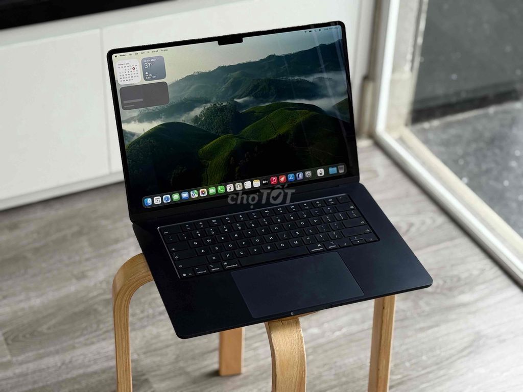 Apple MacBook Air M5 15 inch 24GB/512GB Like New. Mua bán Laptop tại Quận 10 Tp Hồ Chí Minh được đăng bởi mạc thành hình 1