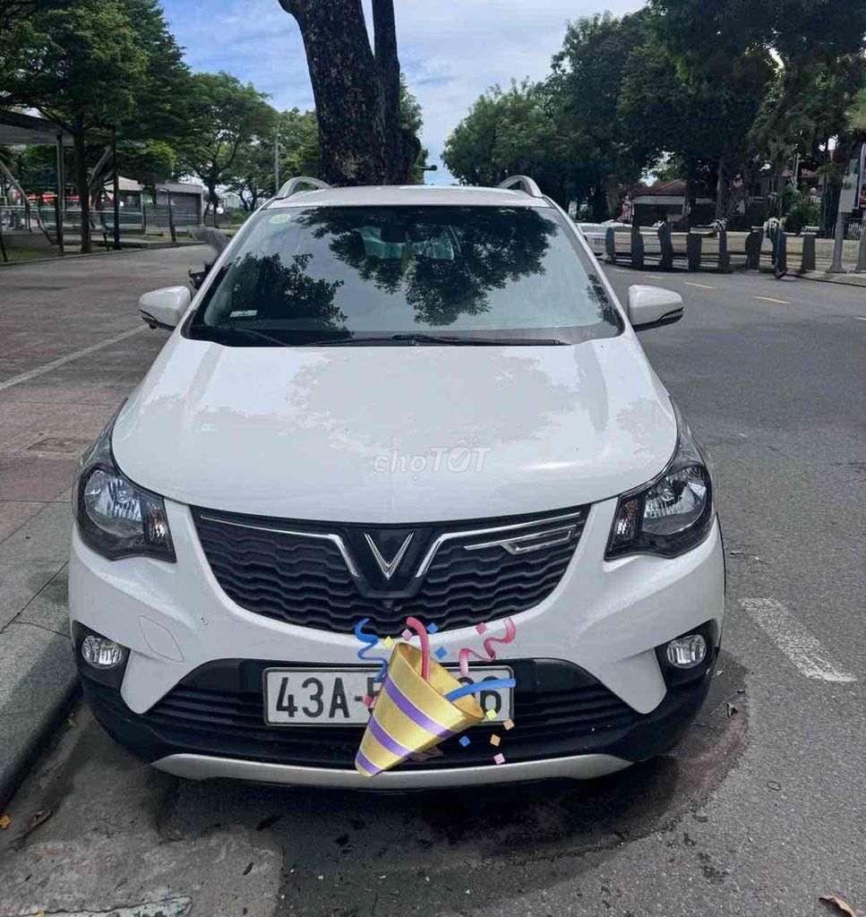 VinFast Fadil Base Trắng