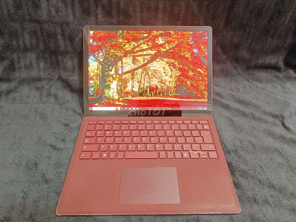 Microsoft Surface Laptop 1 i5-7200U 8GB/256GB. Mua bán Laptop tại Quận Đống Đa Hà Nội được đăng bởi Đinh Văn Thọ hình 1