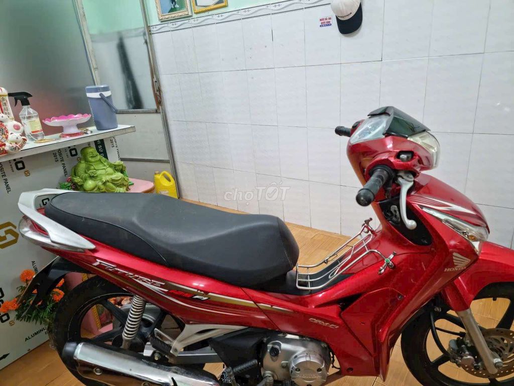 Honda Future 125 Fi Đỏ. Mua bán Xe máy tại Quận Ninh Kiều Cần Thơ được đăng bởi CHXM Trung Trưc  hình 4