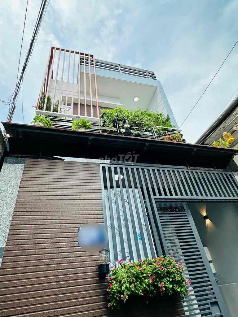 Cần bán gấp nhà Lê Văn Việt Q9, 56m2. Gần trường học, siêu thị