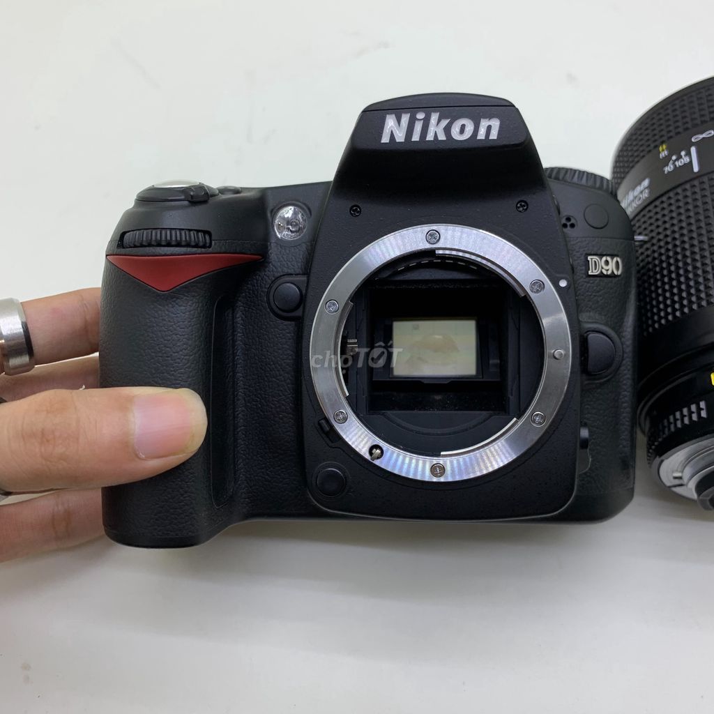 Bộ máy ảnh Nikon D90 kèm lens 70-210