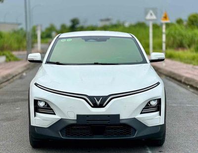 VF6 Eco Suất quà tặng đã bao gồm lăn bánh. Mua bán Ô tô tại Quận 8 Tp Hồ Chí Minh được đăng bởi Hoàng Minh Dương