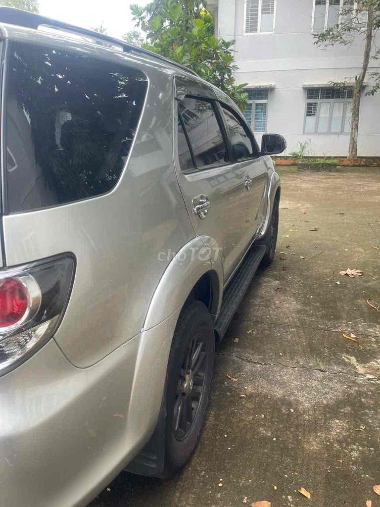 Toyota Fortuner 2015 2.5G - 340000 km. Mua bán Ô tô tại Quận 5 Tp Hồ Chí Minh được đăng bởi Nguyen Duy Ta hình 4