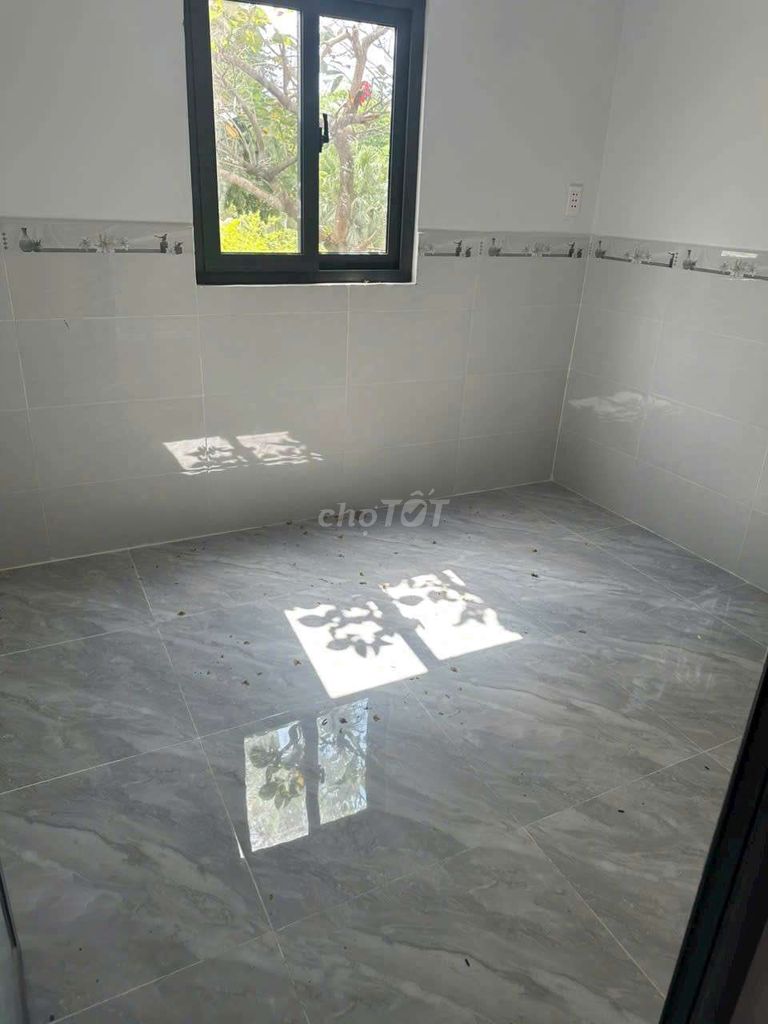 Cho thuê nhà nguyên căn hẻm Bùi Văn Ba nhà mới có 1 máy lạnh  - ảnh 5
