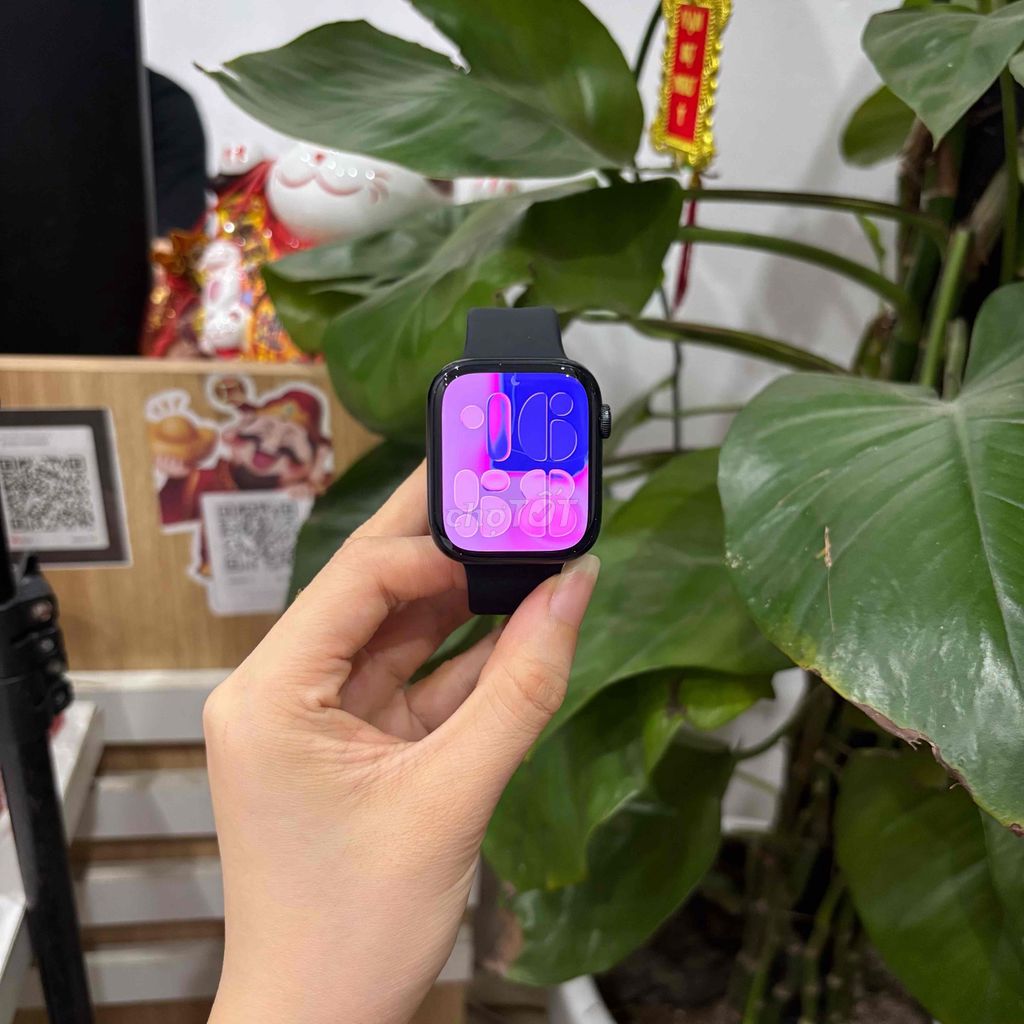 Apple Watch S8 45mm LTE Đen 99% nguyên zin. Mua bán Thiết bị đeo thông minh tại Quận Thanh Xuân Hà Nội được đăng bởi Thu Trang hình 1