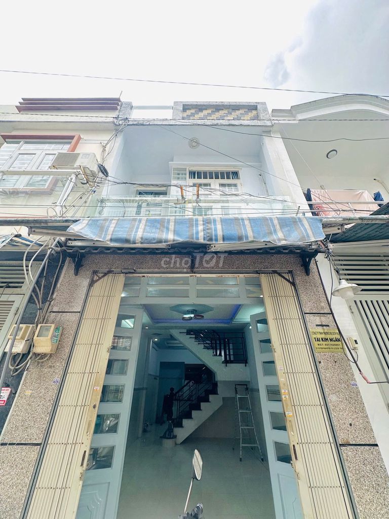 Аренда · 2 комн. · 42 м² · Quận Gò Vấp, ул. Đường Phan Huy Ích