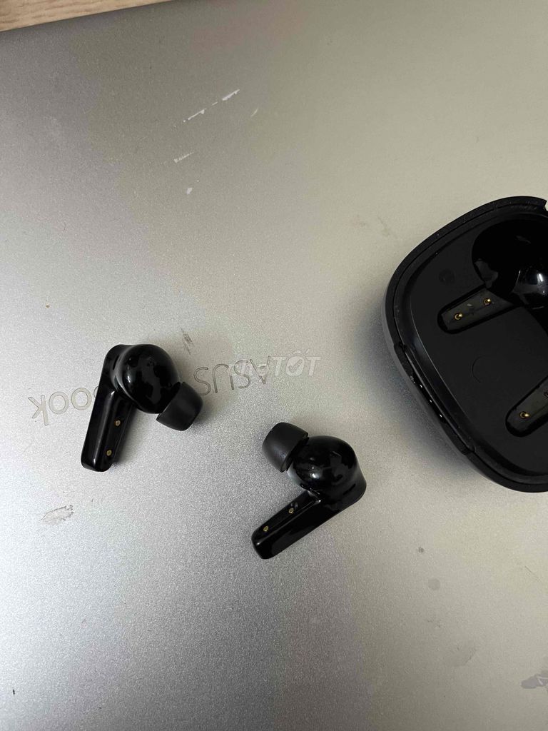 Tai nghe Earfun Chống ồn chủ động Bluetooth Đen. Mua bán Tivi, Âm thanh tại Thành phố Bắc Ninh Bắc Ninh được đăng bởi Nguyễn Đức Thắng hình 1