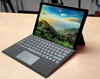 Microsoft Surface Pro 6  Kèm typer cover & Sạc
