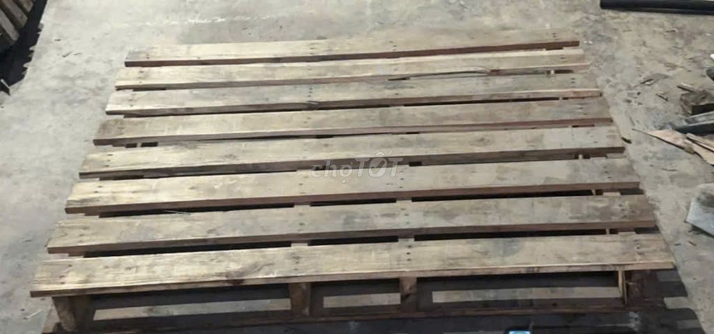 Pallet gỗ KT: 110x130x13cm