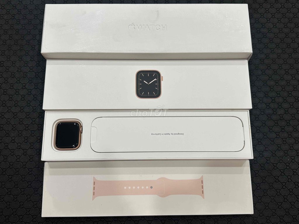 Apple watch Sr5/40 hồng fullbox đẹp keng pin cao