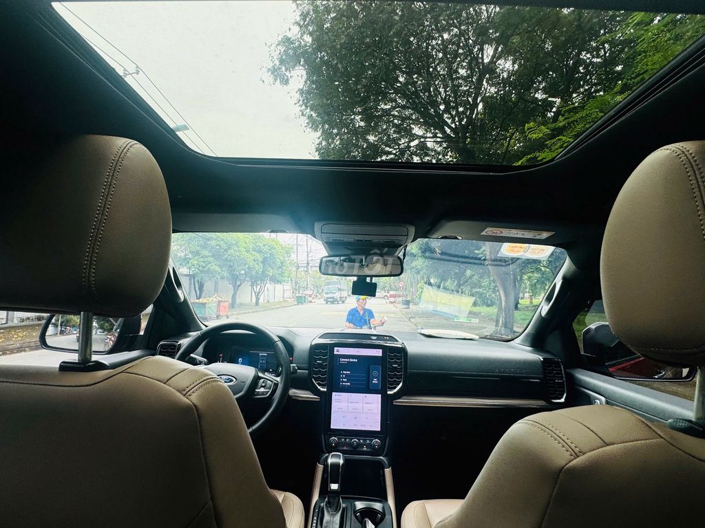 Ford Everest Titanium 1 Cầu 2022 - Chính Hãng. Mua bán Ô tô tại Quận Tân Phú Tp Hồ Chí Minh được đăng bởi Phạm Văn Thông hình 9