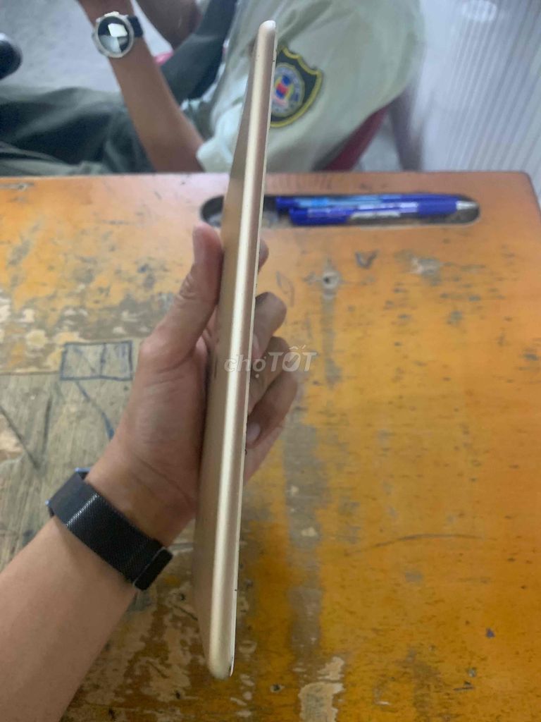 ipad mini 4 4G 16gb. Mua bán Máy tính bảng tại Quận Phú Nhuận Tp Hồ Chí Minh được đăng bởi Tấn Dũng hình 7