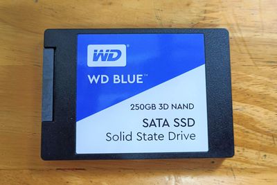 SSD WD Blue 250GB mới dùng 5h. Mua bán Linh kiện (RAM, Card...) tại Quận Bình Thạnh Tp Hồ Chí Minh được đăng bởi Anh Danh