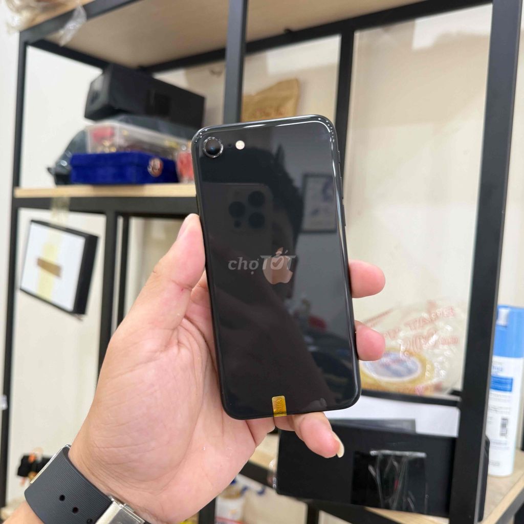iPhone SE 256GB Zin full CN. Mua bán Điện thoại tại Quận Gò Vấp Tp Hồ Chí Minh được đăng bởi Nguyễn Cảnh Khá hình 1