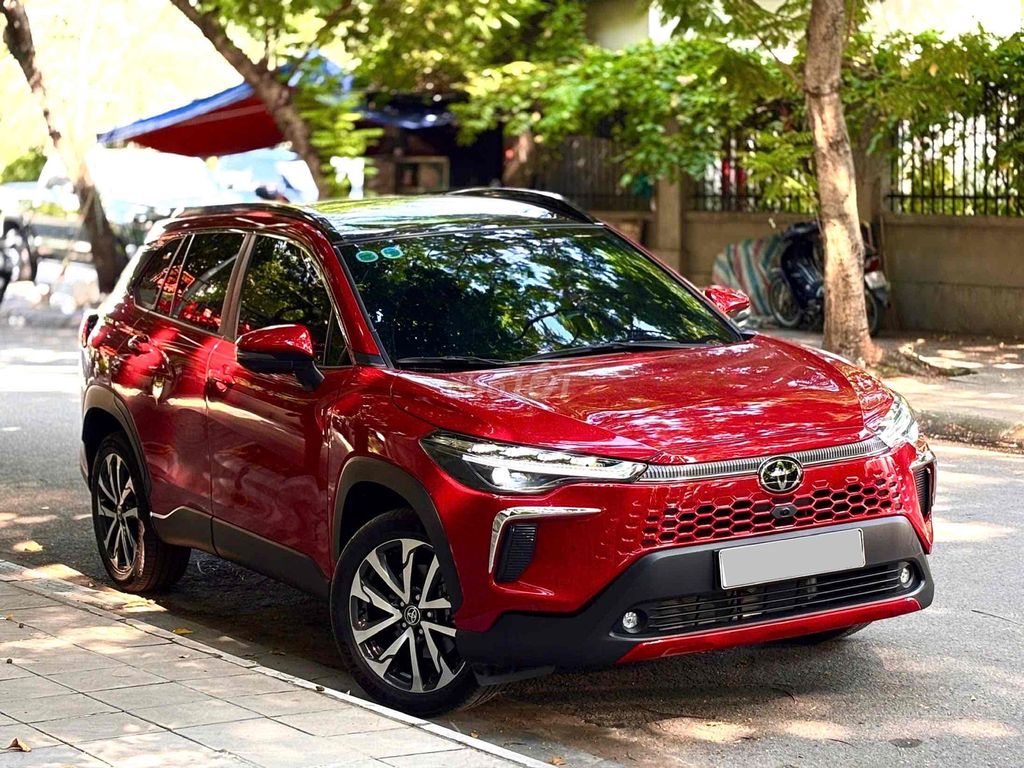 Toyota Corolla Cross 2024 1.8 V - 5000 km. Mua bán Ô tô tại Quận Cầu Giấy Hà Nội được đăng bởi Bùi Đình Thông hình 2