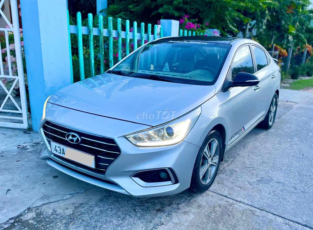 Hyundai Accent 2018 1.4 ATH - bản full cửa nốc. Mua bán Ô tô tại Quận Cẩm Lệ Đà Nẵng được đăng bởi Alex Bui hình 3