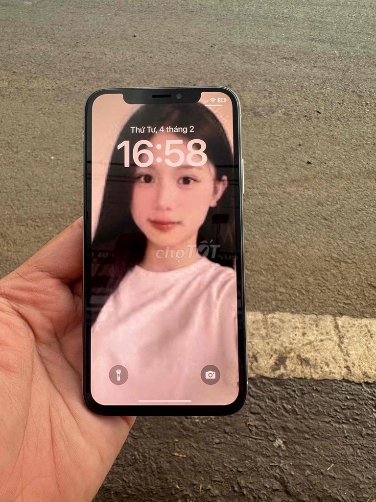 Cần bán iphone xs 64 màu trắng. Mua bán Điện thoại tại Thành phố Đồng Xoài Bình Phước được đăng bởi Ngọc Hân hình 1