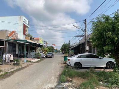 Nhà KDC Đông Phú cảng Cái Cui đối diện Number One. Mua bán nhà ở tại Huyện Châu Thành Hậu Giang được đăng bởi Mr. Sử