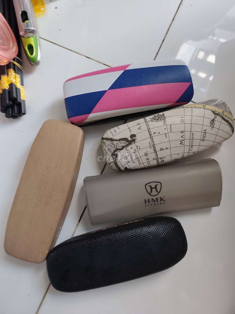 Hộp đựng kính Đa dạng Mới. Mua bán Phụ kiện thời trang khác tại Quận Ninh Kiều Cần Thơ được đăng bởi Loan hình 1