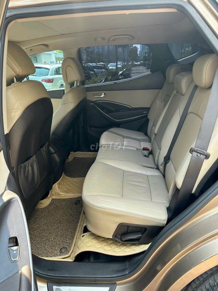 Hyundai Santa Fe 2018 2.2L 4WD Nâu đẹp full option. Mua bán Ô tô tại Quận 12 Tp Hồ Chí Minh được đăng bởi Quang hình 6