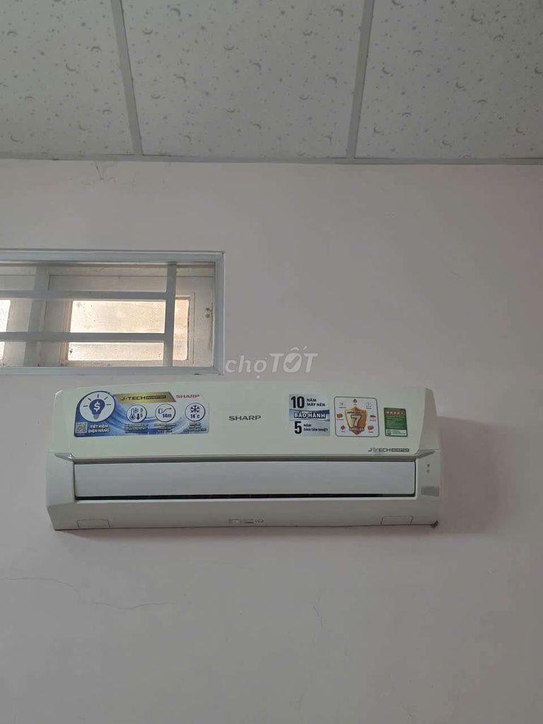 Điều hòa Sharp và Toshiba - Trắng. Mua bán Máy lạnh, điều hoà tại Thành phố Long Xuyên An Giang được đăng bởi to nhu hình 1