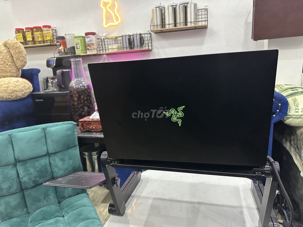 Razer Blade 17 4K 120hz i710875H/16GB/1TB/RTX2080S