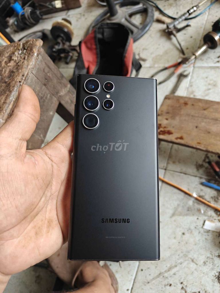Samsung Galaxy S22 Ultra Đen lỗi màn hình. Mua bán Điện thoại tại Huyện Lai Vung Đồng Tháp được đăng bởi Nguyễn Thành hình 1