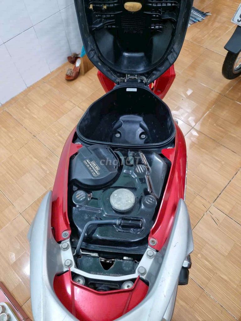 Honda Future 125 Fi Đỏ. Mua bán Xe máy tại Quận Ninh Kiều Cần Thơ được đăng bởi CHXM Trung Trưc  hình 6