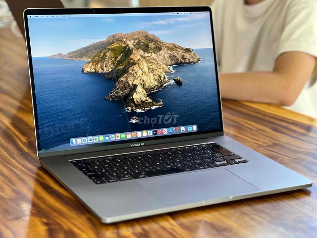 ✅MacBook Pro 16inch 2019 MVVJ2 Active 4/2020 (ĐẸP). Mua bán Laptop tại Quận Hải Châu Đà Nẵng được đăng bởi Việt Lê hình 1
