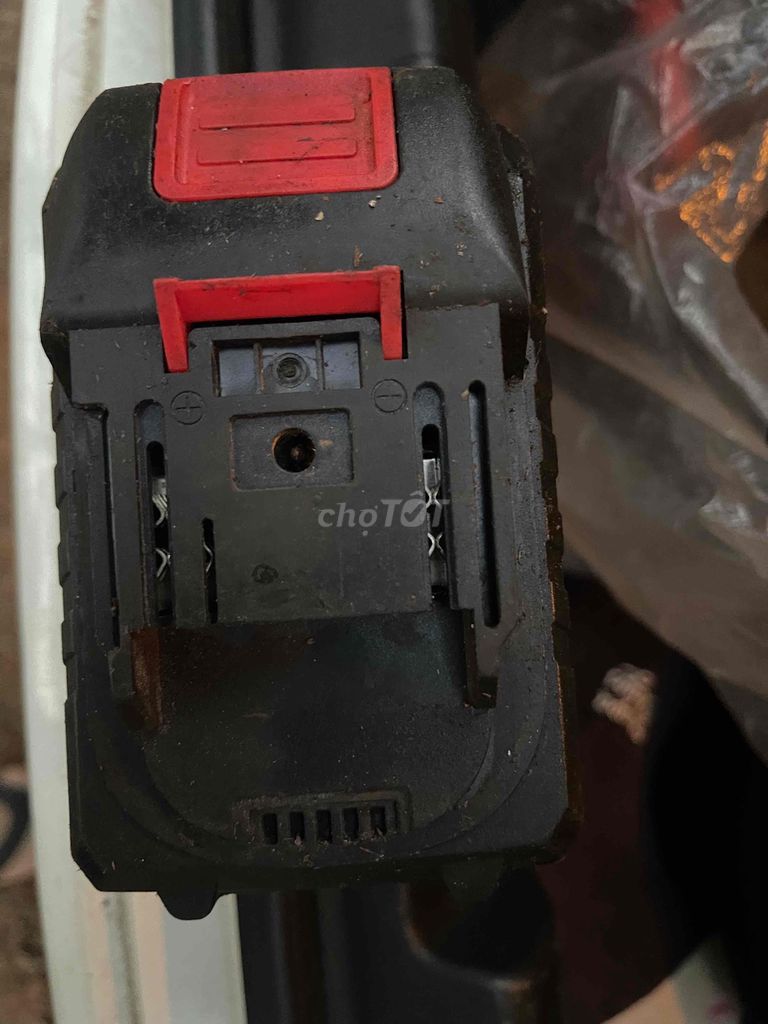 Pin XGT 21V 12.0Ah Li-ion Đen. Mua bán Đồ chuyên dụng, Giống nuôi trồng tại Huyện Đắk Mil Đắk Nông được đăng bởi Lê Anh Tú hình 1