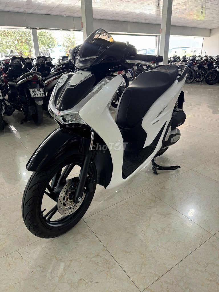 Sh160 abs 2025. Mua bán Xe máy tại Huyện Hàm Thuận Nam Bình Thuận được đăng bởi Toàn hình 2