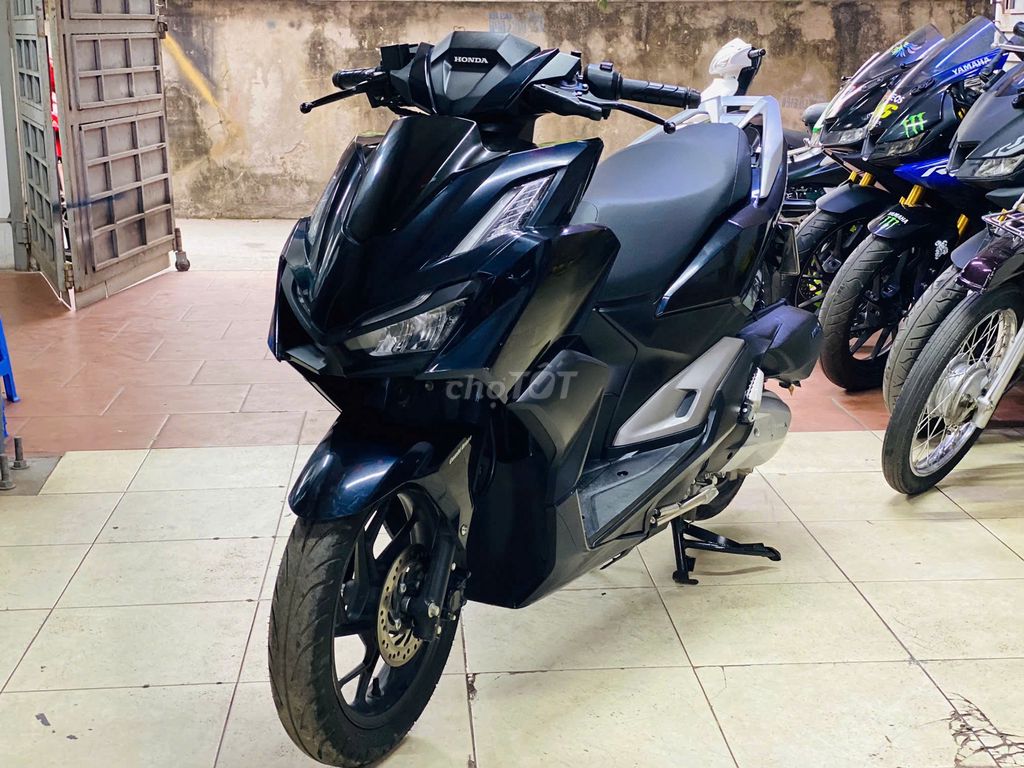 XE MÁY THỊNH PHÁT - VARIO 160 2023 ĐEN BÓNG LƯỚT. Mua bán Xe máy tại Quận Bắc Từ Liêm Hà Nội được đăng bởi XE MÁY THỊNH PHÁT XE LƯỚT GIÁ RẺ hình 1