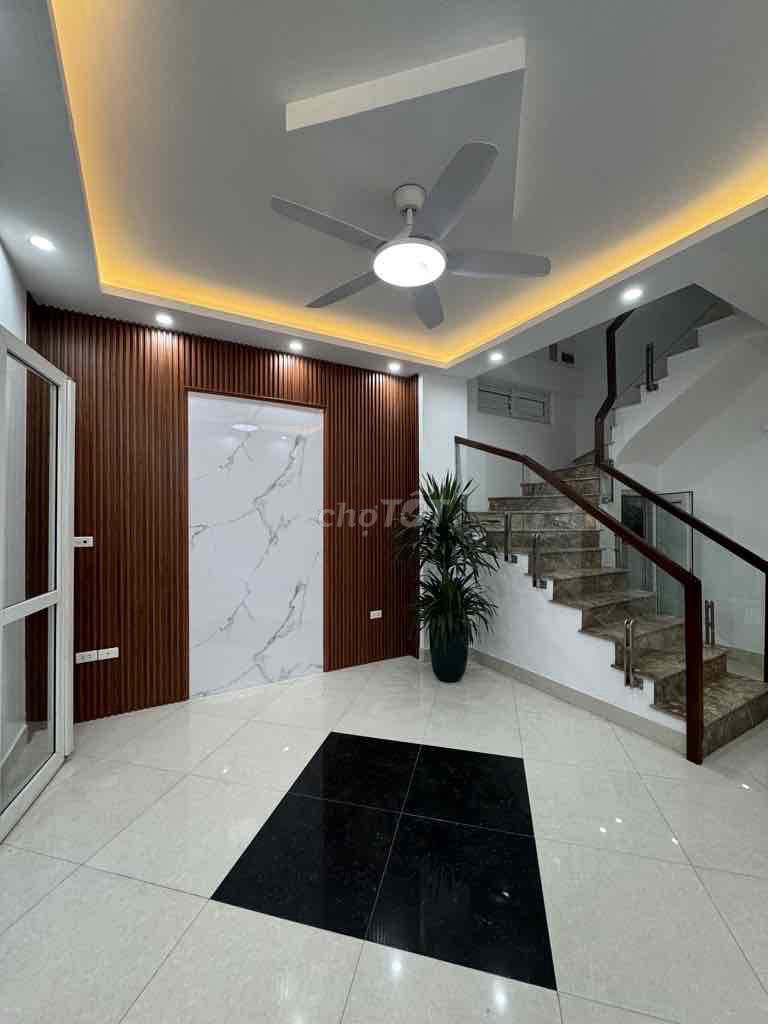 NHÀ 3 TẦNG 50m2- 3 NGỦ THƯỢNG THANH - Ô TÔ GẦN - NHỈNH 5 TỶ