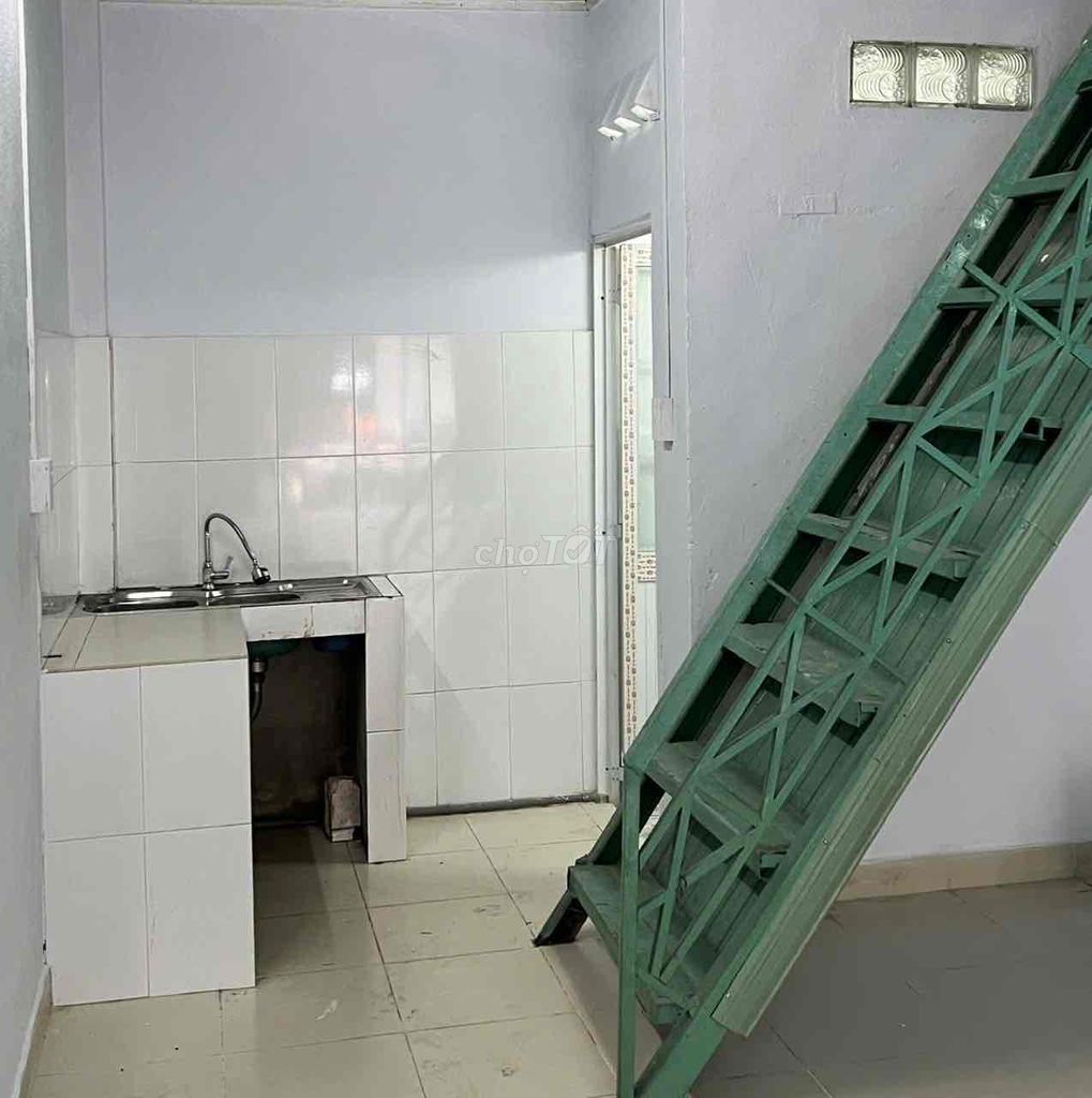 Nhà Thuê Mới - Vườn Lài - Tân Phú , trệt 1 lầu - 2pn 2wc. Cho thuê nhà ở tại Quận Tân Phú Tp Hồ Chí Minh được đăng bởi Bình House hình 1