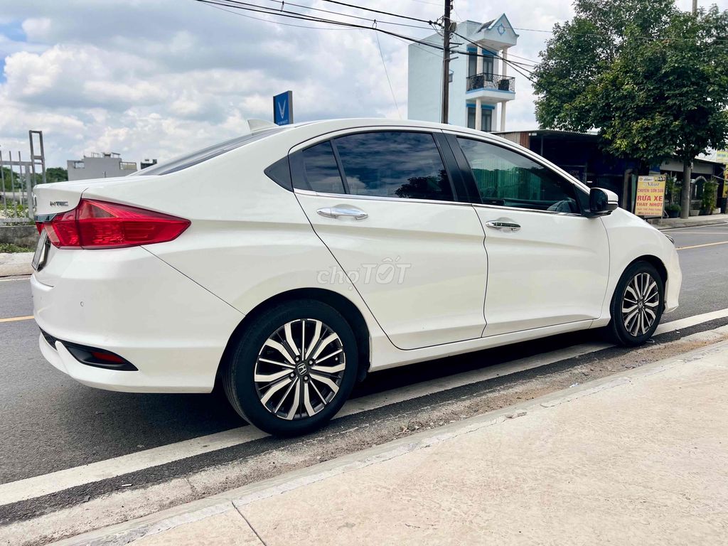 Honda City 2018 1.5 TOP - lên nhiều đồ chơi xịn. Mua bán Ô tô tại Huyện Hóc Môn Tp Hồ Chí Minh được đăng bởi Vũ hình 5
