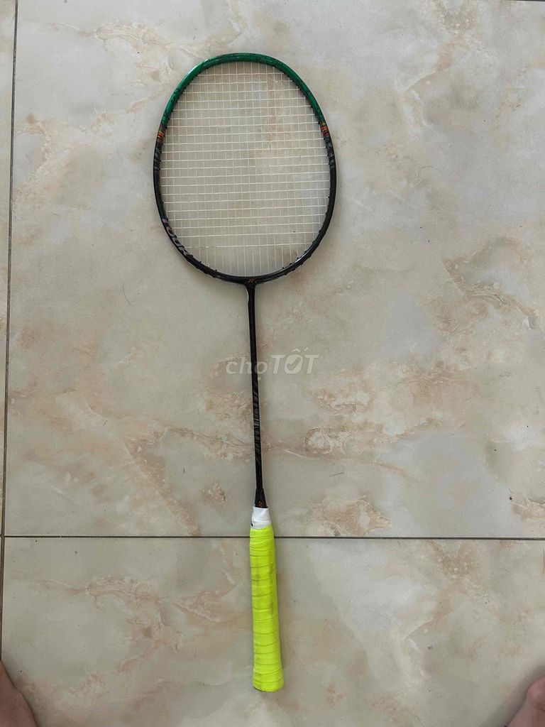 Vợt cầu lông Yonex Astrox 99 Tour Đen Xanh 99%
