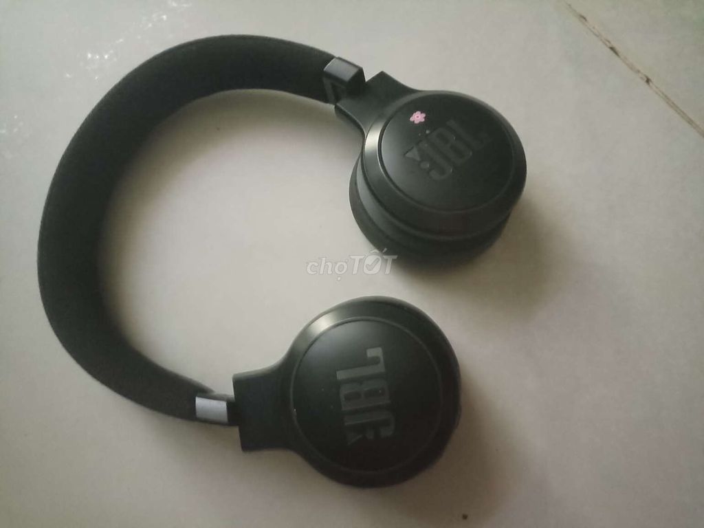 Tai nghe JBL Đen. Mua bán Tivi, Âm thanh tại Quận Bình Tân Tp Hồ Chí Minh được đăng bởi khách hàng  là tất cả  hình 1